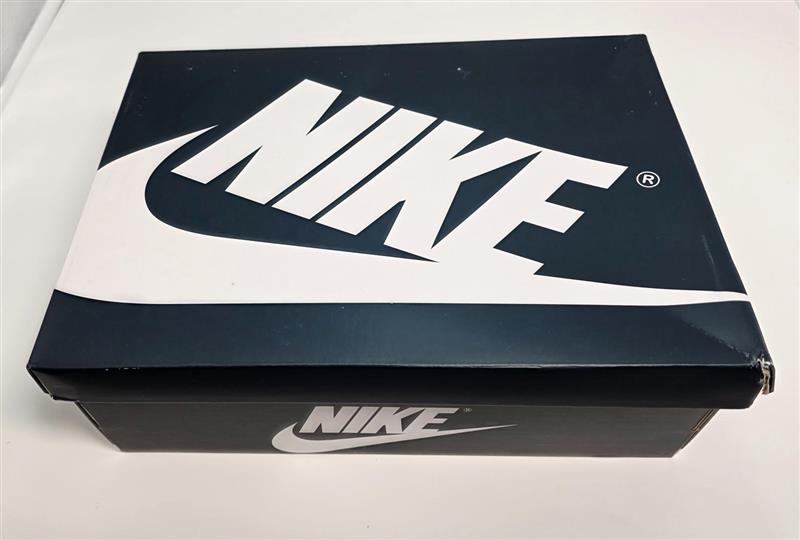 Nike Air Jordan 1 Retro High OG Midnight Navy Size 6M