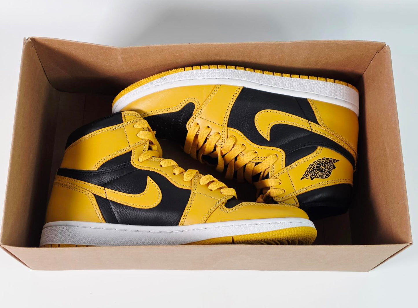 🖤💛 Air Jordan 1 Retro High OG “Pollen” 7Y – POIZON Authenticated-Preowned