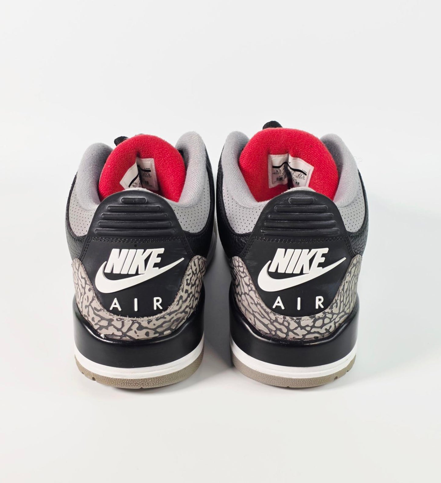 🔴 Air Jordan 3 Retro “Black Cement” 2018 Men’s 9.5 w/ Box (Pre-owned)