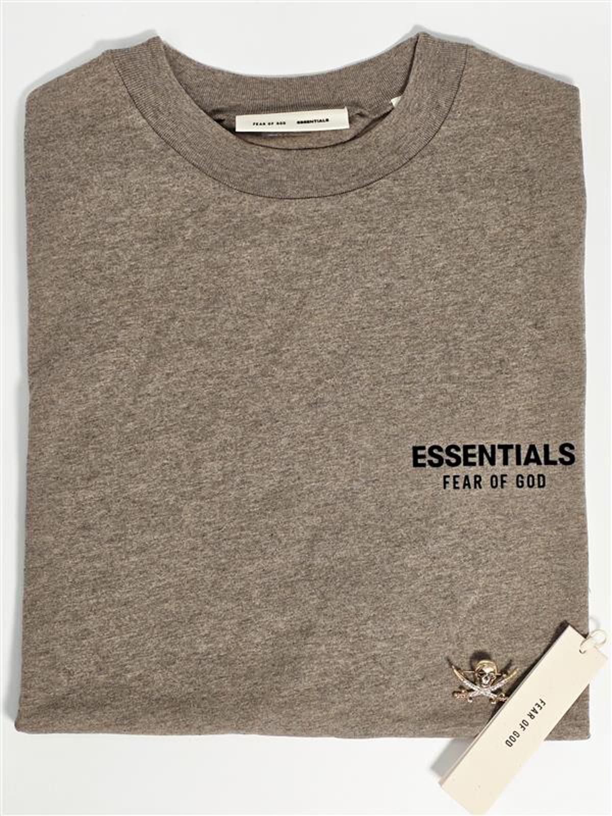 Fear of God Essentials T-Shirt – Heather Brown Size M