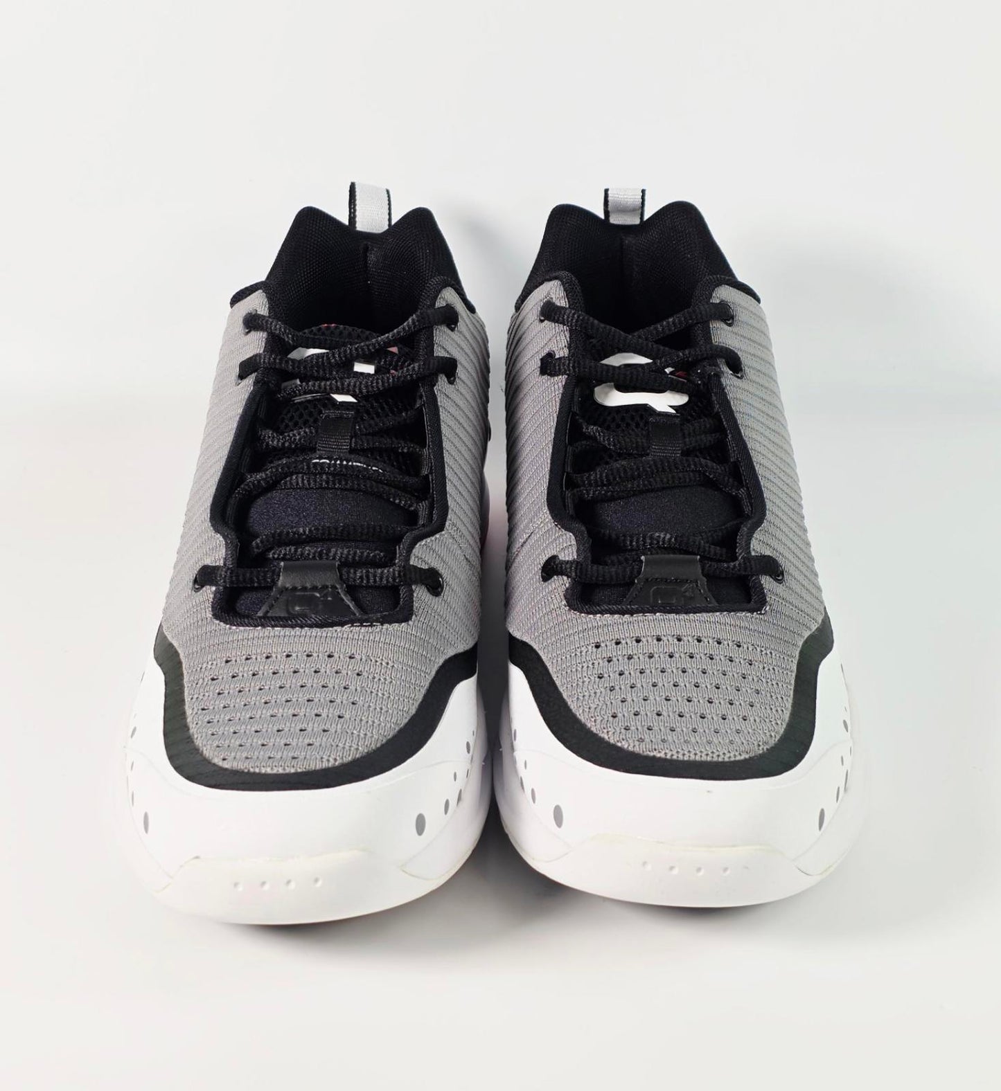 🏀 Q4 Sports Q4MB-012 “Bright White / Fiery Red” Basketball Shoes – Size 11