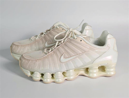 👟 Nike Shox – Pearl White Edition Size 8W (Authenticated via Poizon)