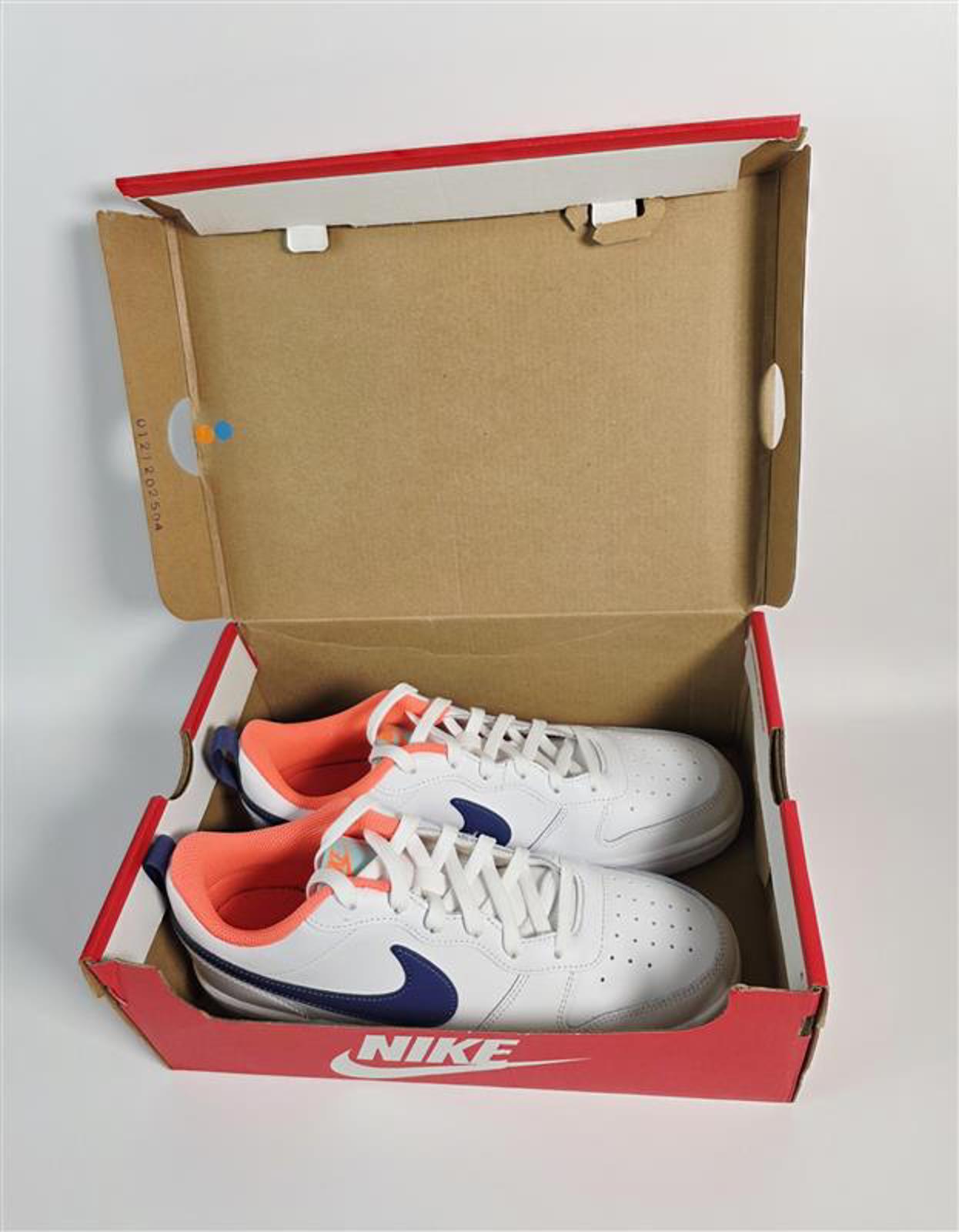 👟 Nike Court Vision Low Next Nature – White/Navy/Crimson (Women’s 8.5)