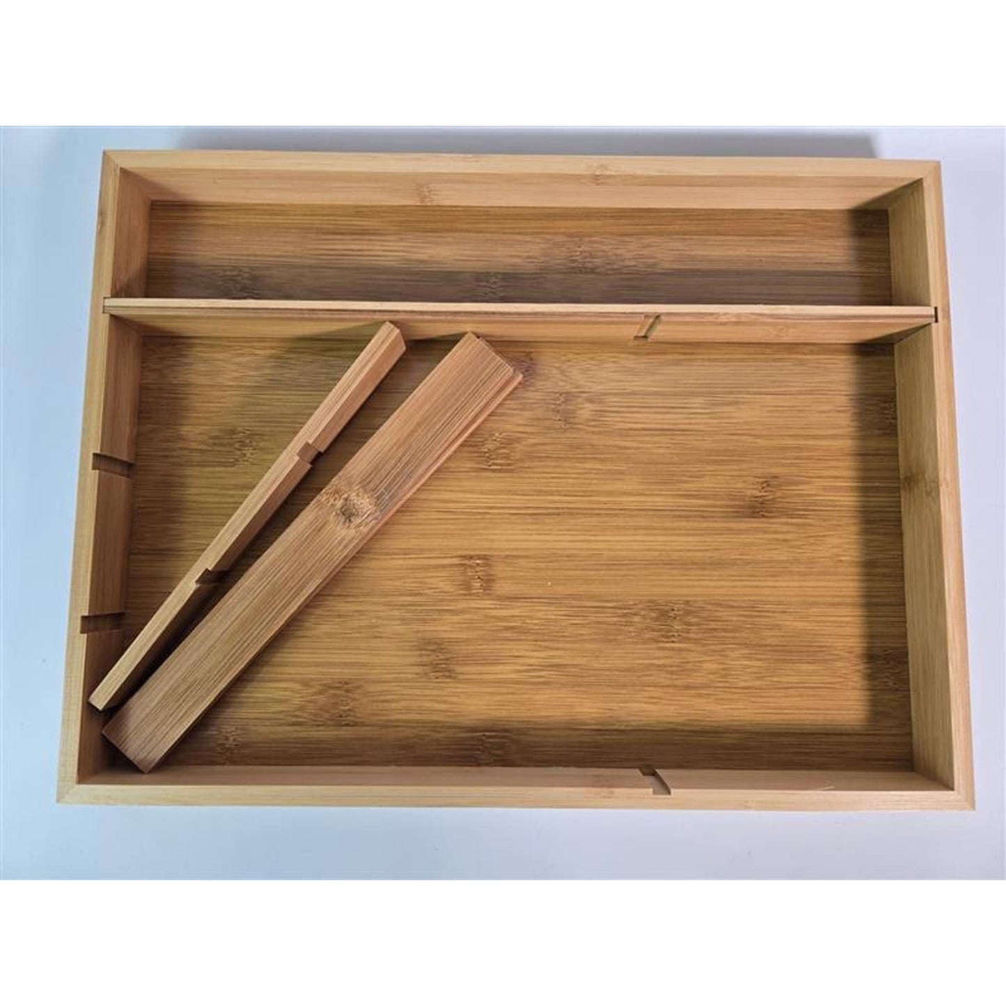 🌿 Bamboo Adjustable Drawer Organizer – Expandable Kitchen Tray