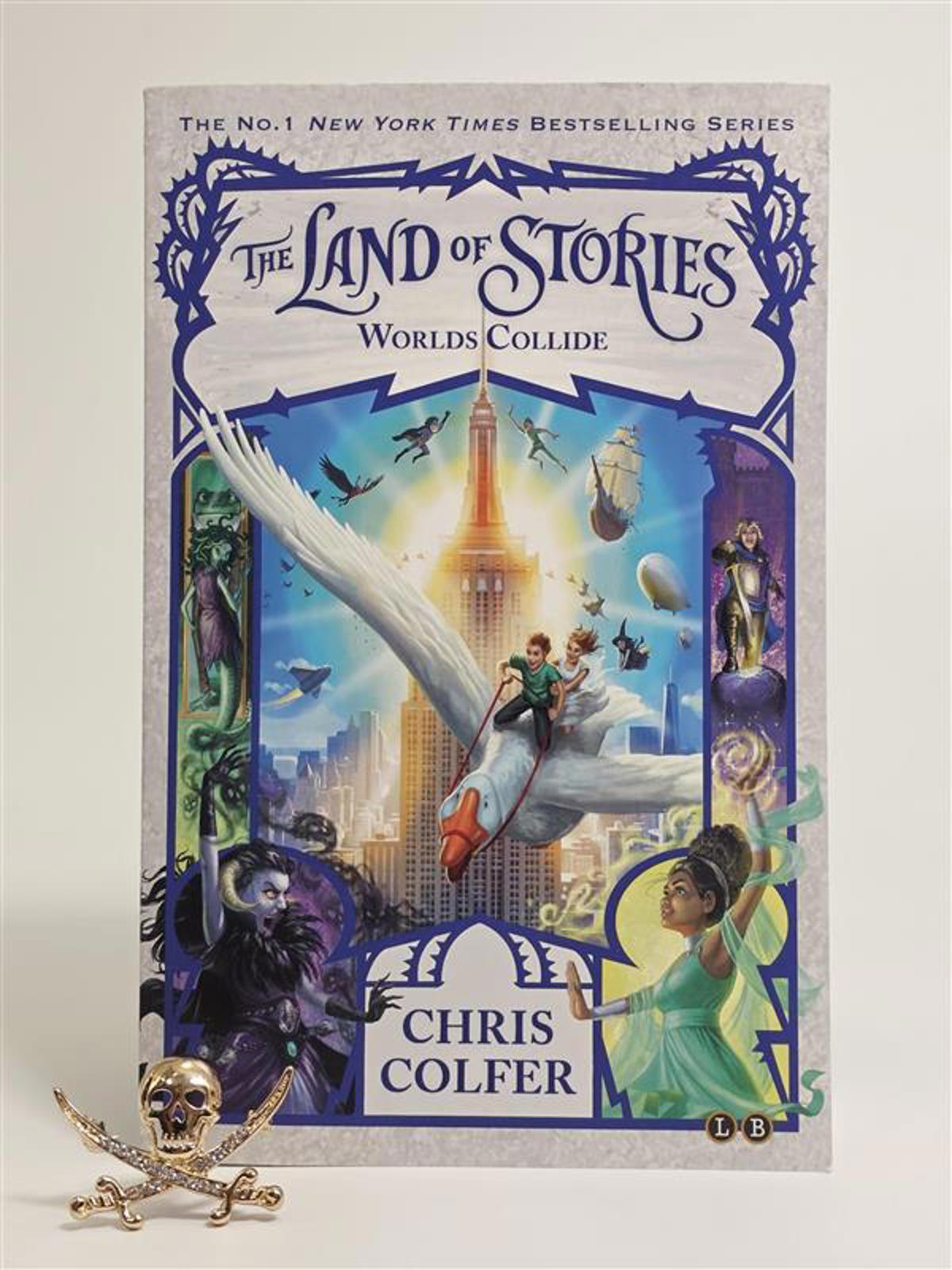 The Land of Stories Worlds Collide Chris Colfer Book New