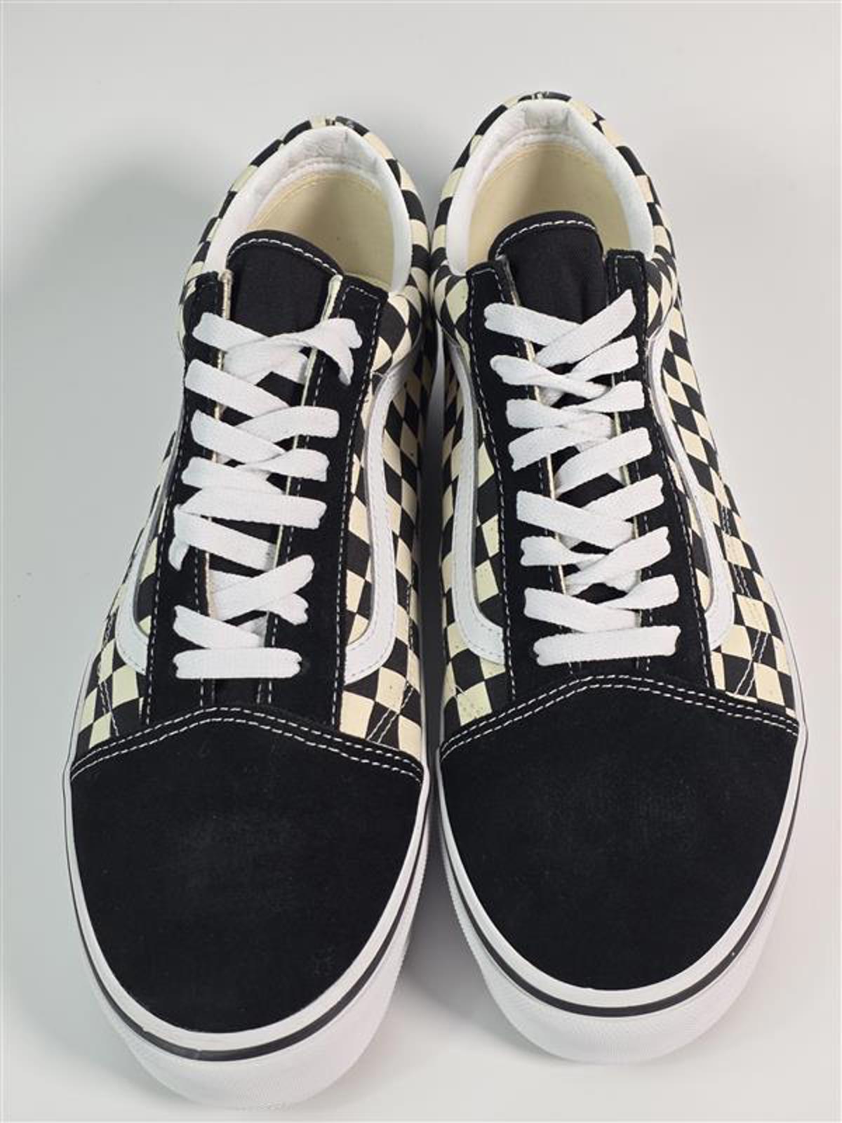 🏁 Vans Old Skool Checkerboard – Men’s Size 13