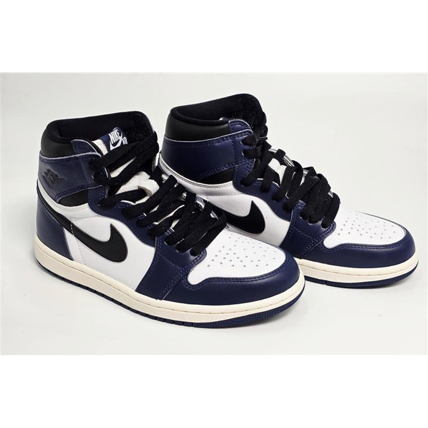 Nike Air Jordan 1 Retro High OG Midnight Navy Size 6M (POIZON Verified)