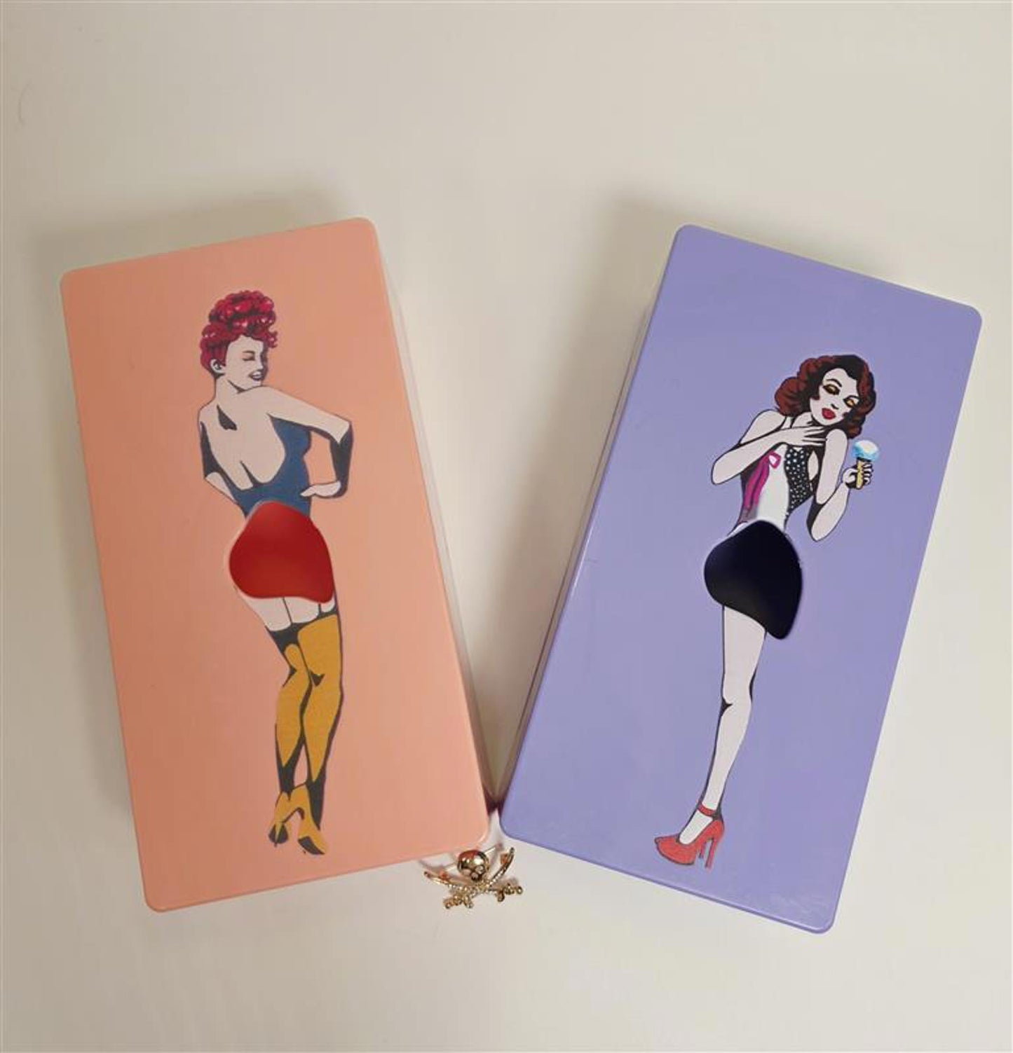 Pin-Up Girl Tissue Box Covers Retro Plastic Set of 2 New